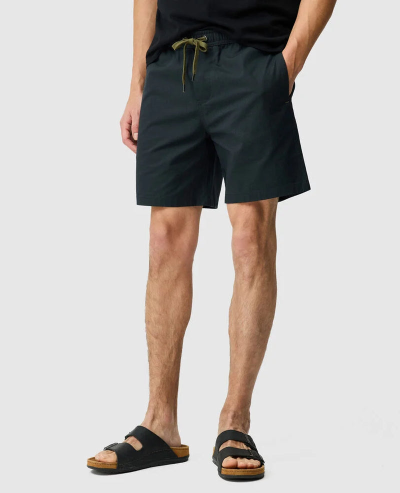 Gunn 7" Resort Short - Coal